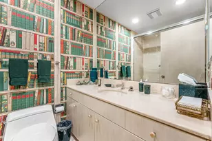 13 Sloans Curve Dr, Palm Beach, FL 33480 - Photo 17