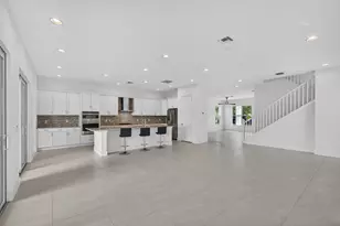 7053 Edison Pl, Palm Beach Gardens, FL 33418 - Photo 11