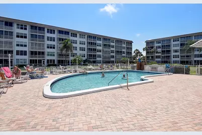 920 Dogwood Drive, Unit #560, Delray Beach, FL 33483 - Photo 33