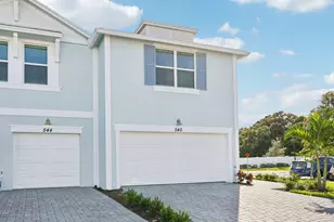 540 Salisbury Cir, Fort Pierce, FL 34982 - Photo 3