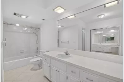 800 E Camino Real, Unit #210, Boca Raton, FL 33432 - Photo 21