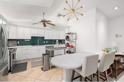 1433 Captains Walk #18d, Fort Pierce, FL 34950 - Photo 1