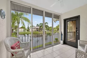 340 Pine Ridge Cir, Greenacres, FL 33463 - Photo 17