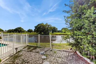 2690 S Linkside Drive, Wellington, FL 33414 - Photo 23