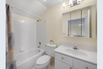 68 Monterey Pointe Drive, Palm Beach Gardens, FL 33418 - Photo 45