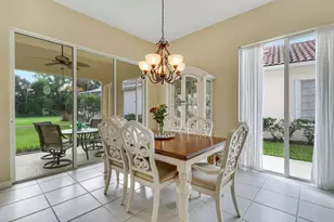 8337 SE Angelina Ct, Hobe Sound, FL 33455 - Photo 15