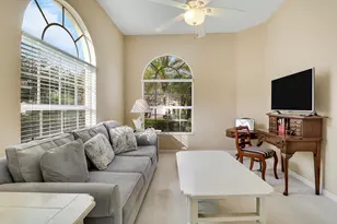 8337 SE Angelina Ct, Hobe Sound, FL 33455 - Photo 5