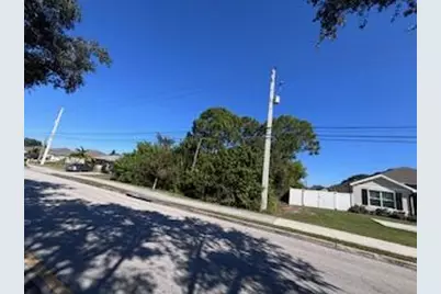 2249 SE Lennard Road, Port Saint Lucie, FL 34952 - Photo 7