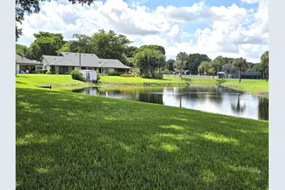 10039 Hickorywood Place, Boynton Beach, FL 33437 - Photo 37