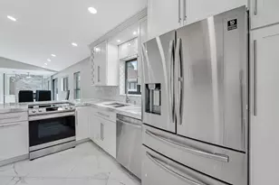 8216 Sweetbriar Way, Boca Raton, FL 33496 - Photo 9