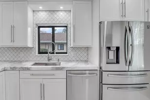 8216 Sweetbriar Way, Boca Raton, FL 33496 - Photo 7