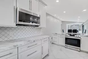 8216 Sweetbriar Way, Boca Raton, FL 33496 - Photo 5