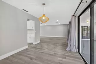 1202 Essex Dr, Wellington, FL 33414 - Photo 13