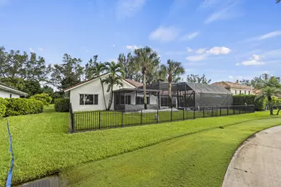 10431 Stonebridge Boulevard, Boca Raton, FL 33498 - Photo 49