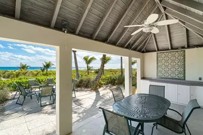 110 Seagate Road, Palm Beach, FL 33480 - Photo 17