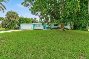 400 Northlake Dr, North Palm Beach, FL 33408 - Photo 1