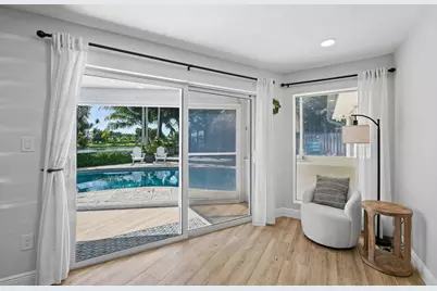 8110 W Lake Drive, Lake Clarke Shores, FL 33406 - Photo 19