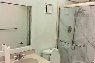 3301 NW 47th Terrace, Lauderdale Lakes, FL 33319 - Photo 7