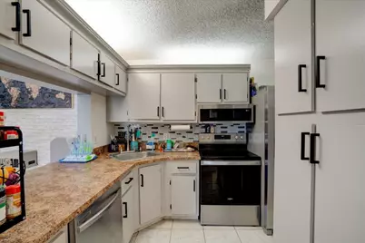 3606 Alder Drive, Unit #E3, West Palm Beach, FL 33417 - Photo 13