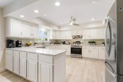 216 SE Flamingo Avenue, Stuart, FL 34996 - Photo 5