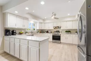 216 SE Flamingo Ave, Stuart, FL 34996 - Photo 5