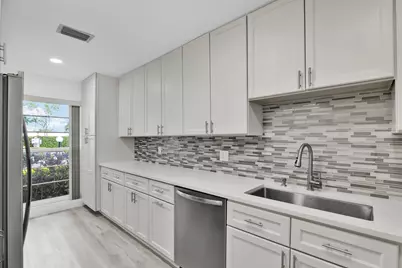 8844 Belle Aire  Dr Drive #224, Boca Raton, FL 33433 - Photo 1