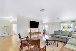 8574 SE Seagrape Way, Hobe Sound, FL 33455 - Photo 11