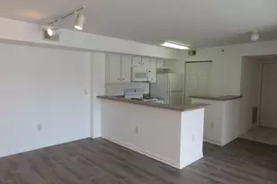 181 SW Palm Dr, Port Saint Lucie, FL 34986 - Photo 5