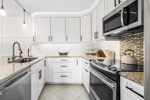 2428 24th Ct, Jupiter, FL 33477 - Photo 5