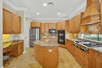 10514 Versailles Boulevard, Wellington, FL 33449 - Photo 17
