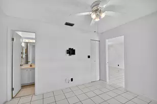 126 Lake Rebecca Dr, West Palm Beach, FL 33411 - Photo 19