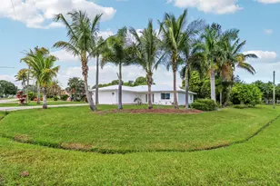 2699 SE Caladium Ave, Port Saint Lucie, FL 34952 - Photo 3