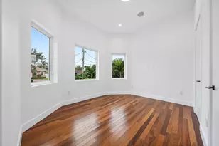 2641 NE 48th St, Lighthouse Point, FL 33064 - Photo 27