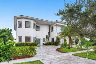2641 NE 48th St, Lighthouse Point, FL 33064 - Photo 13