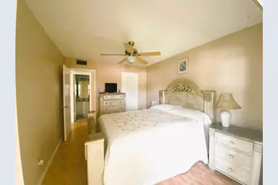 208 Chatham J, Unit #208, West Palm Beach, FL 33417 - Photo 3