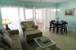 6 Greenway Village N, Royal Palm Beach, FL 33411 - Photo 7