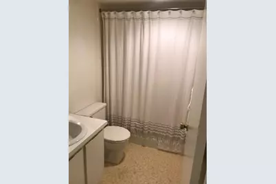 3186 Via Poinciana, Unit #211, Lake Worth, FL 33467 - Photo 7