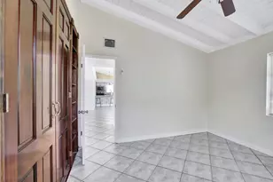 1733 SW 5th Ct, Fort Lauderdale, FL 33312 - Photo 23