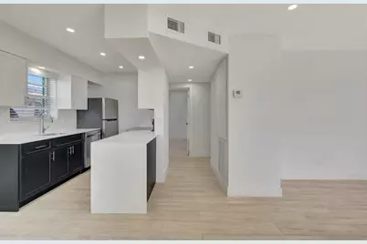 325 E Decarie Street, Delray Beach, FL 33444 - Photo 11