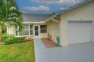 8169 SE Fox Hill Pl, Hobe Sound, FL 33455 - Photo 1