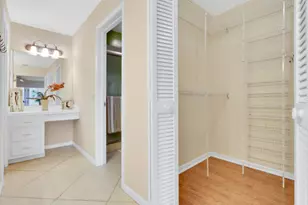 434 French Royale Cir, Atlantis, FL 33462 - Photo 11