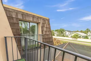 465 E Waverly Pl, Vero Beach, FL 32960 - Photo 17