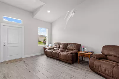 1825 SW Effland Avenue, Port Saint Lucie, FL 34953 - Photo 7