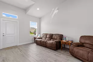 1825 SW Effland Ave, Port Saint Lucie, FL 34953 - Photo 7