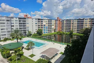 1780 NE 191st St, Miami, FL 33179 - Photo 1