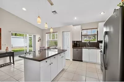 10299 Utopia Circle W, Boynton Beach, FL 33437 - Photo 17