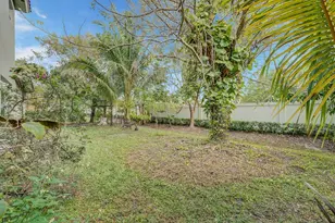 599 Cresta Cir, West Palm Beach, FL 33413 - Photo 51