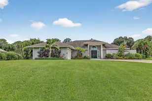 5321 SE Sterling Cir, Stuart, FL 34997 - Photo 1