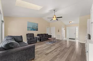 590 SW Jeanne Ave, Port Saint Lucie, FL 34953 - Photo 7