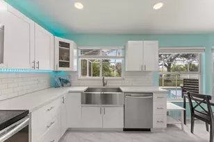 590 SW Jeanne Ave, Port Saint Lucie, FL 34953 - Photo 9